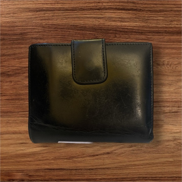 Vintage Gucci Black Patent Leather Wallet – Buttery Soft Leather - Picture 2 of 13